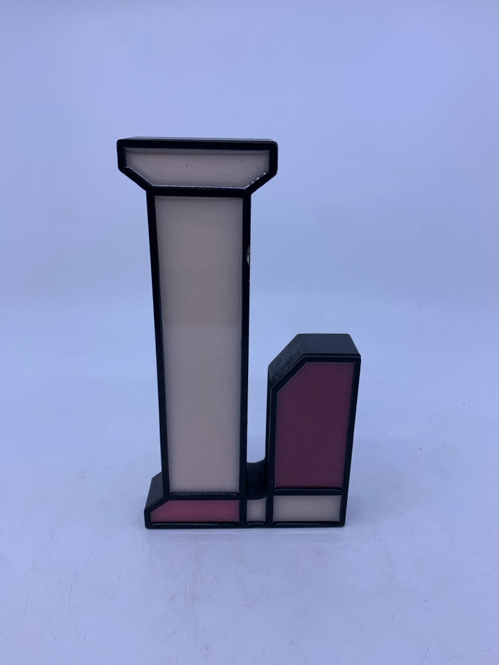 "L" PINK/BLACK STANDING SIGN ASHLAND.