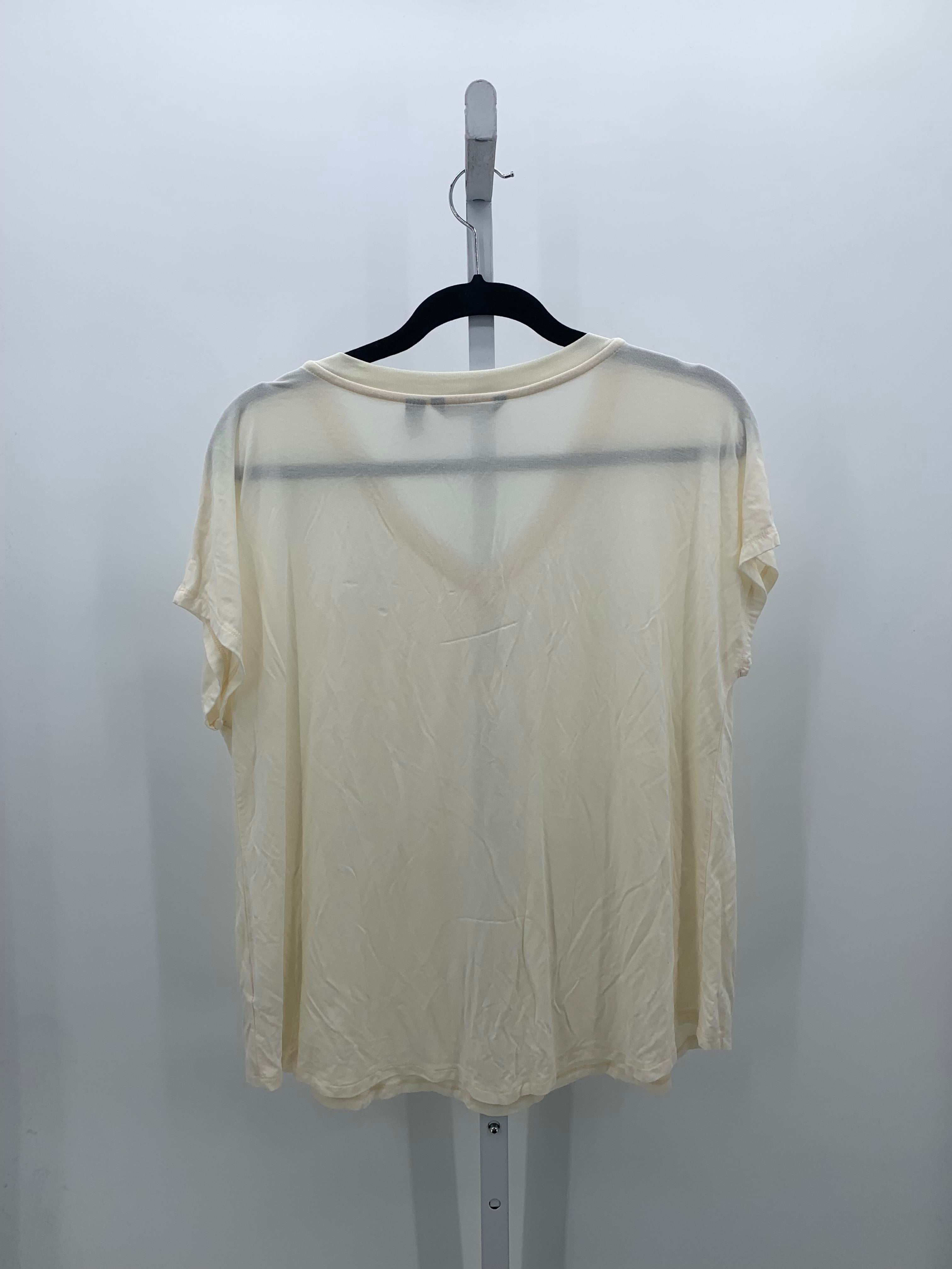 Halston Size Medium Misses Short Sleeve Shirt