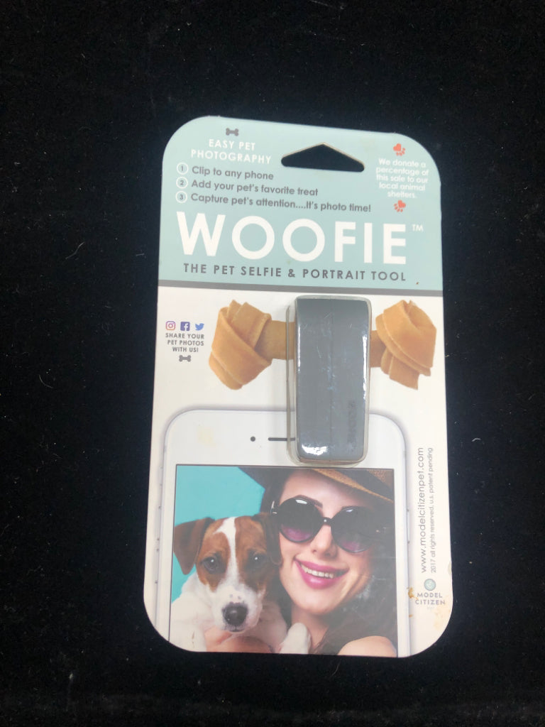 NIB WOOFIE PET PORTRAIT TOOL.