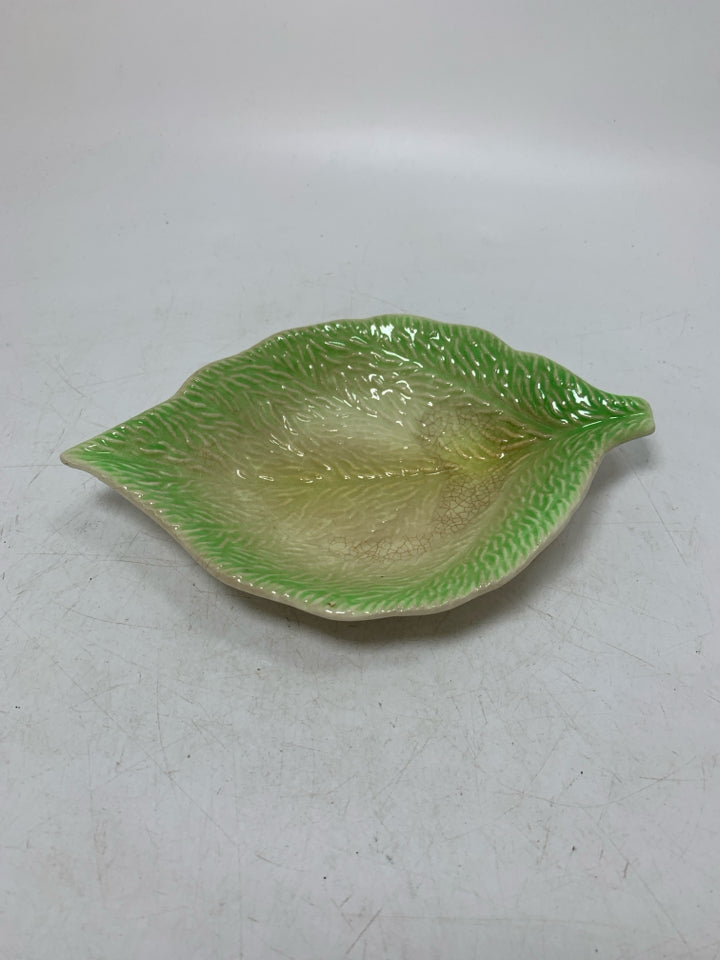 VTG TEXTURED LEAF SHAPED TRINKET BOWL.