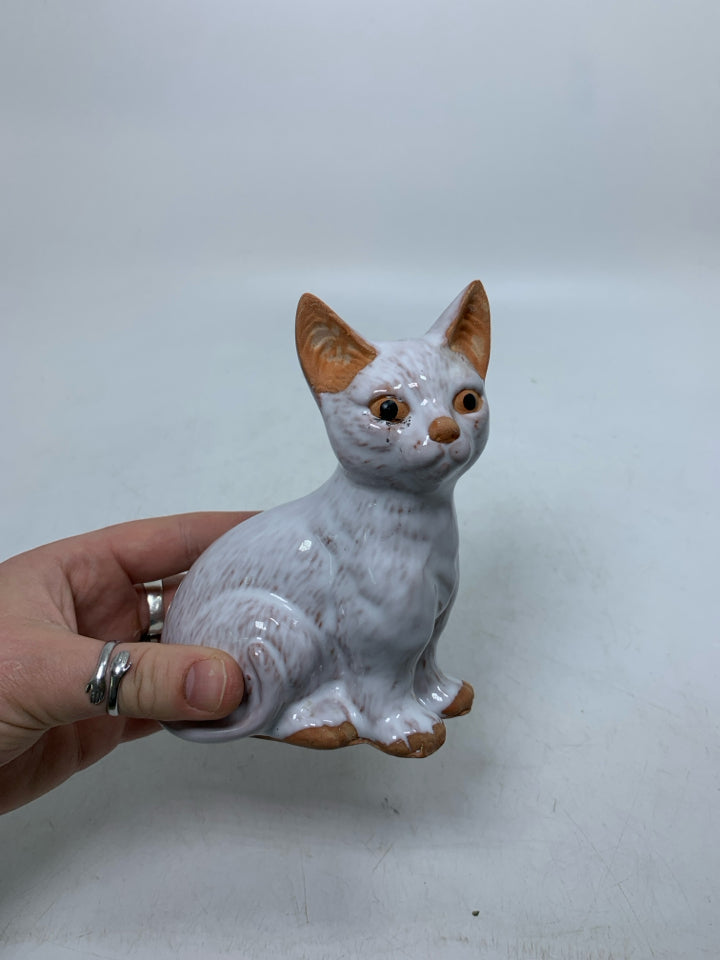 TERRA COTTA WHITE GLAZED CAT.