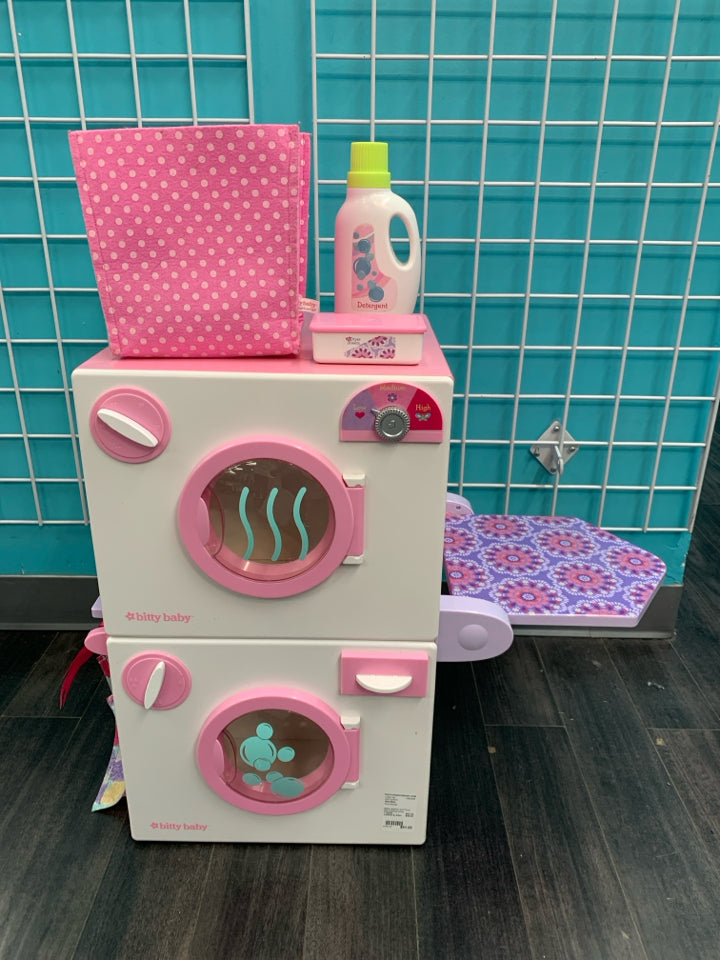 Bitty's Washer and Dryer Set *missing some accessories*