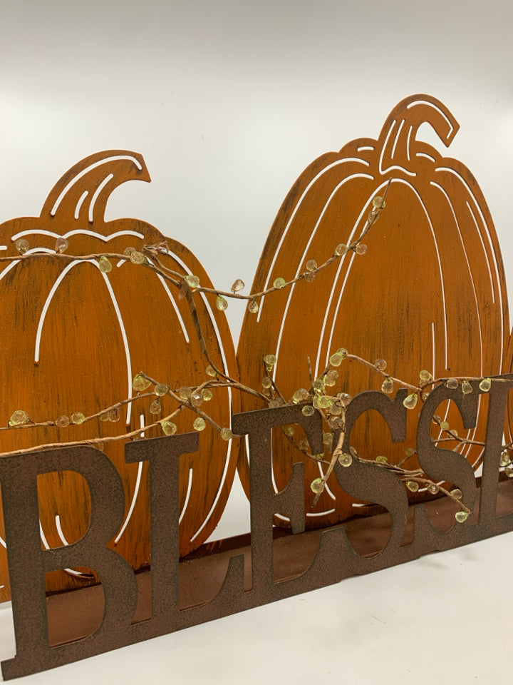PUMPKIN METAL SIGN "BLESSINGS" W/ JEWELED PIP.