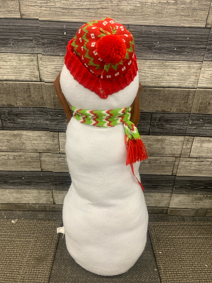 JUMBO PLUSH COUNTDOWN SNOWMAN.