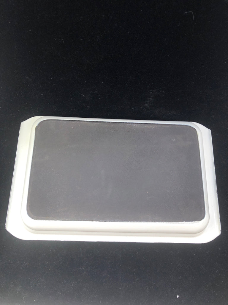 WHITE ENAMEL BAKING PAN.