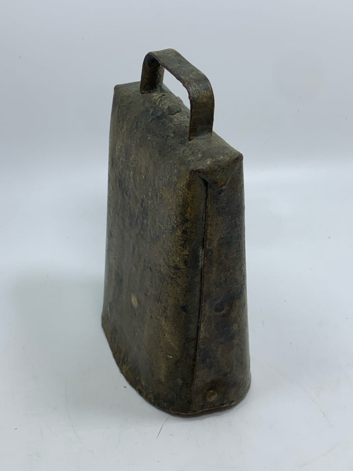 PRIMITIVE HEAVY BRONZE COWBELL.