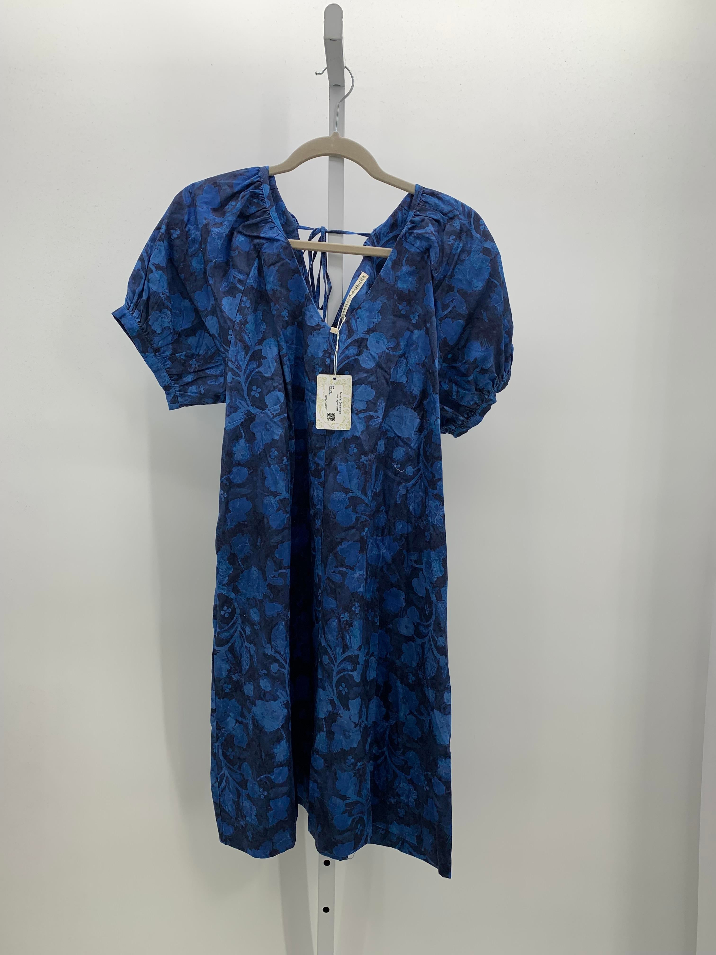 Size Large Misses Short Sleeve Dress