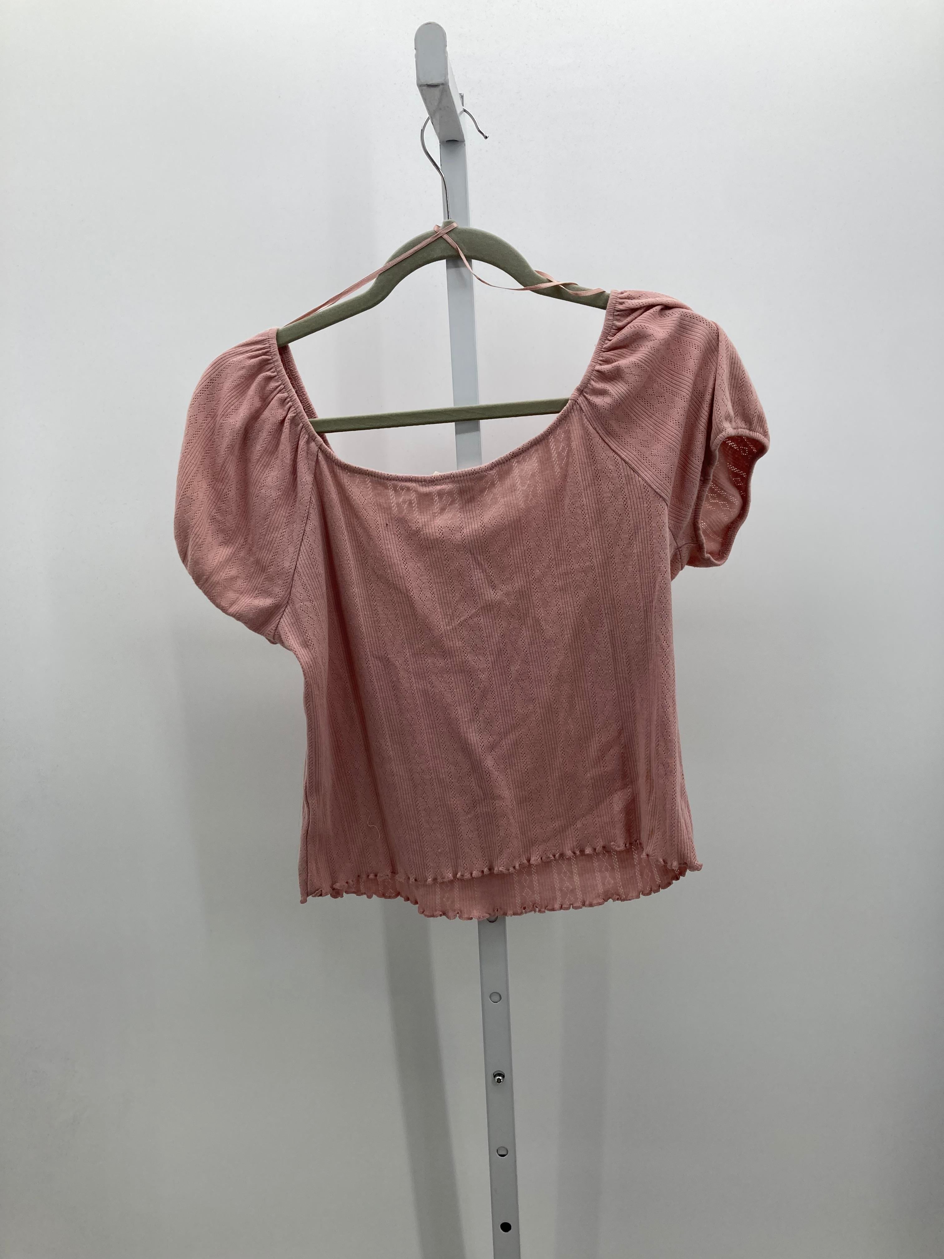 Pink Rose Size Large Juniors Short Sleeve Shirt