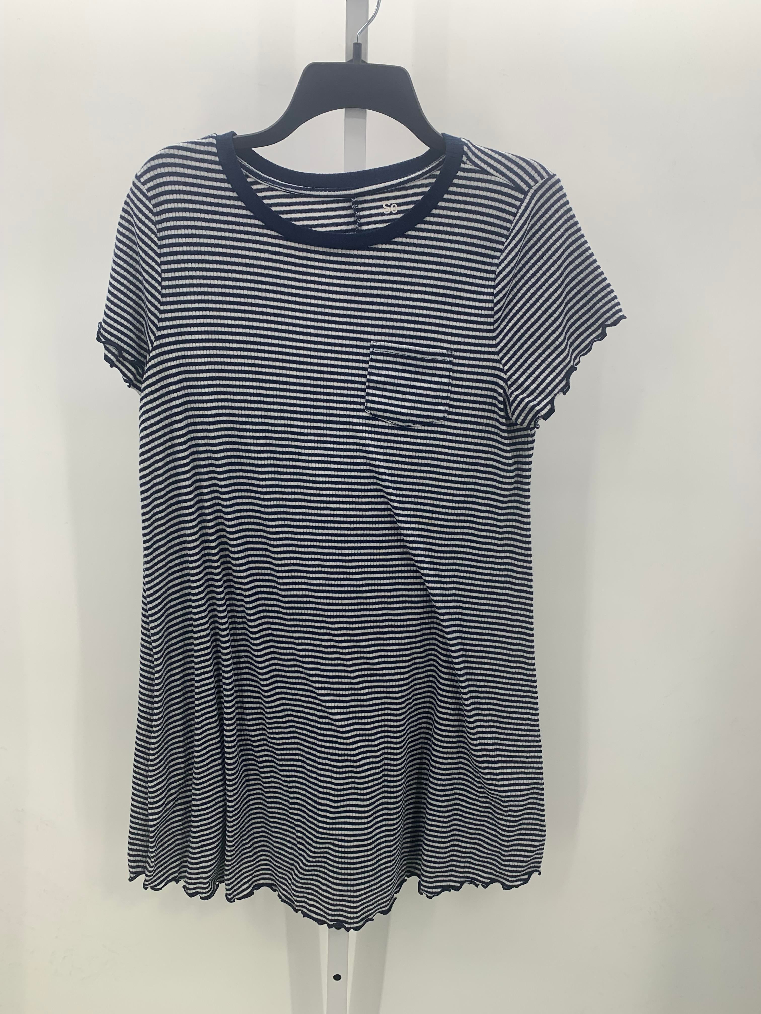 SO Size Large Juniors Short Sleeve Dress