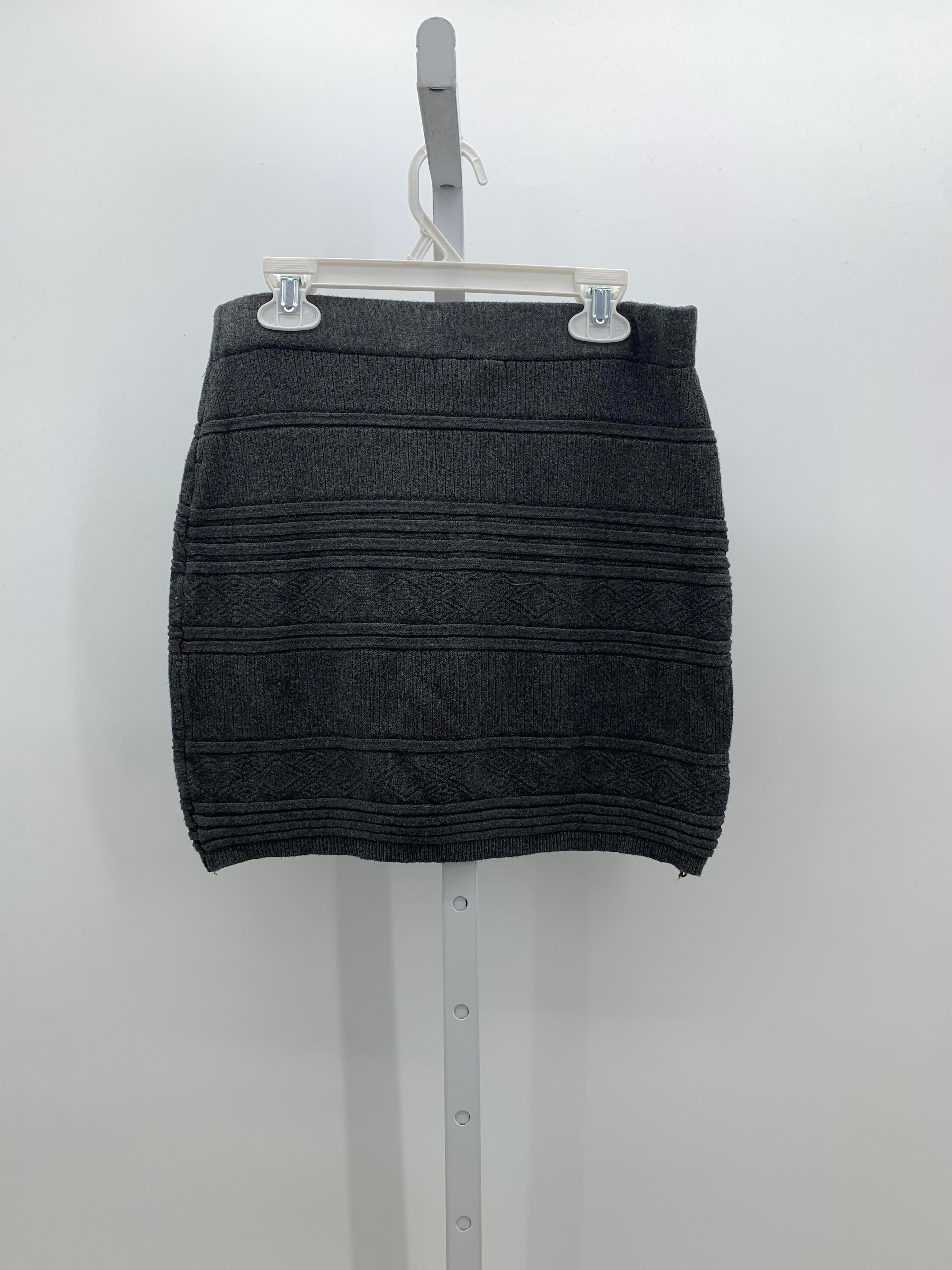 Atmosphere Size Medium Juniors Skirt