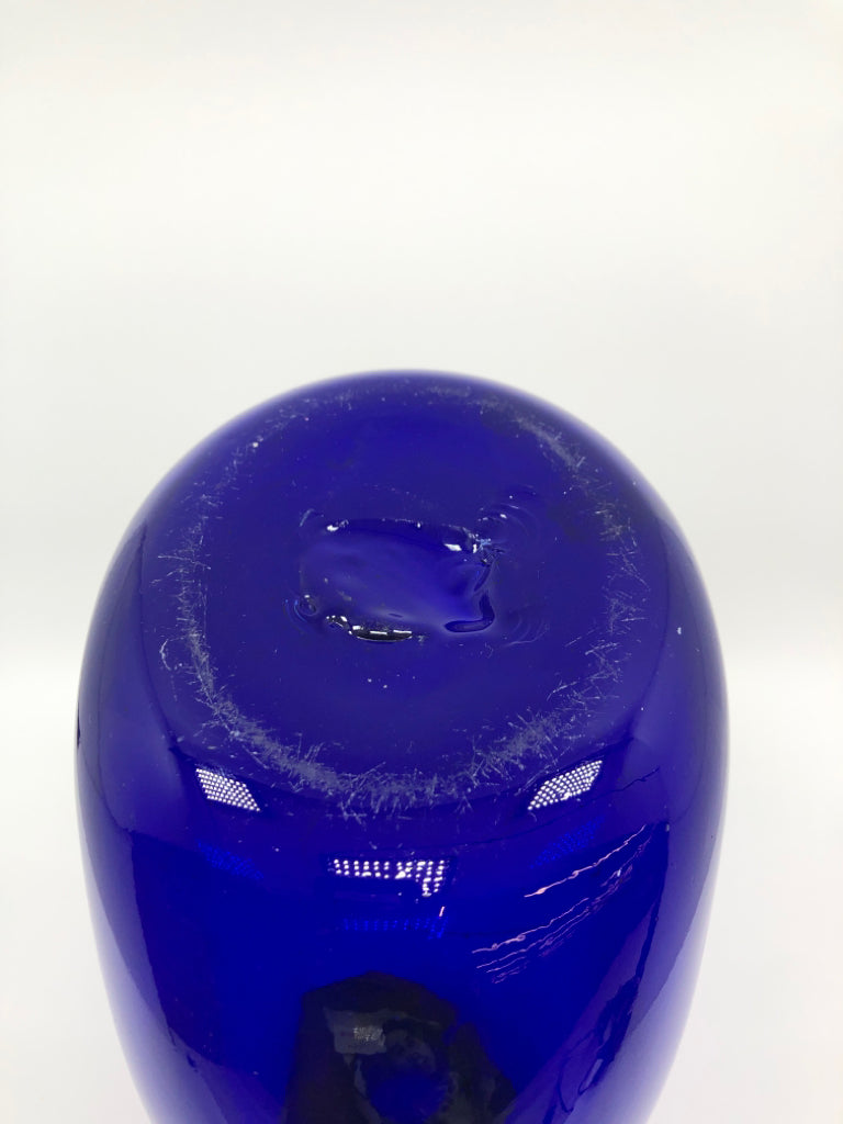COBALT BLUE GLASS VASE.