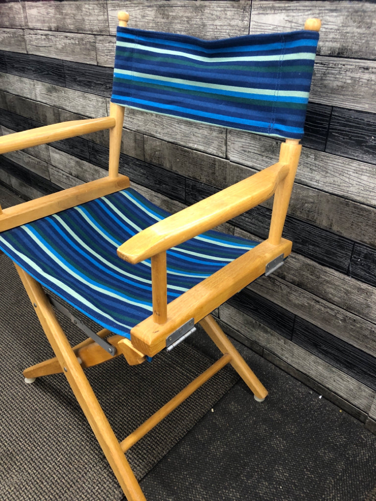 BLUE/GREEN STRIPED BLONDE WOOD DIRECTORS CHAIR.