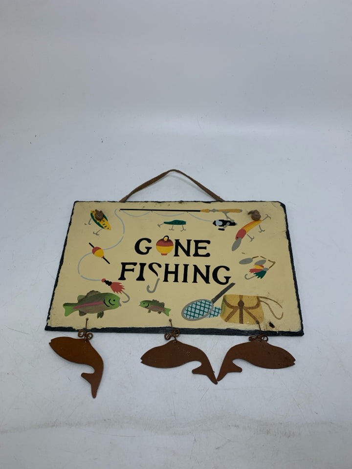 STONE SLATE GONE FISHING WALL HANGING.