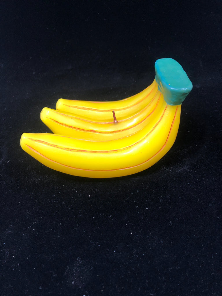 BANANA BUNCH WAX CANDLE.