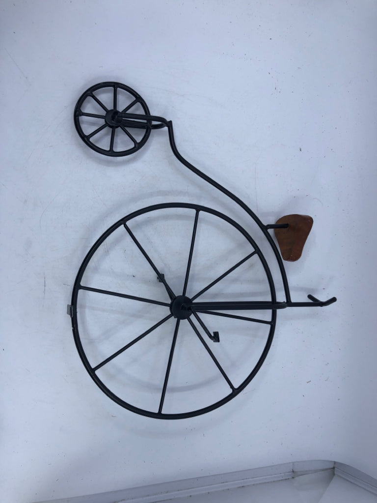 BLACK METAL PENNY FARTHING BICYCLE W/ WOOD SEAT.