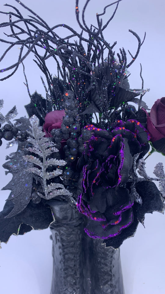 WITCH BOOTS W/BLACK FAUX BOUQUET.