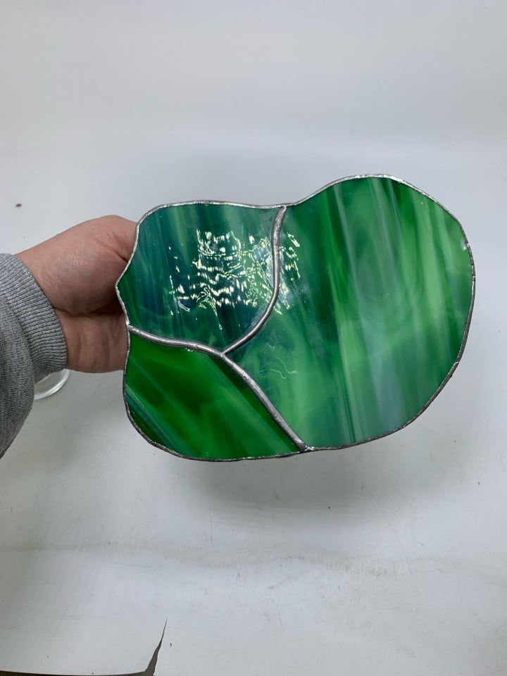 STAINED GLASS LILLY PAD TEA LIGHT HOLDER.