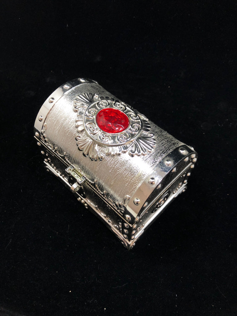 SILVER PAINTED PLASTIC TREASURE CHEST W/LOCK AND KEY.
