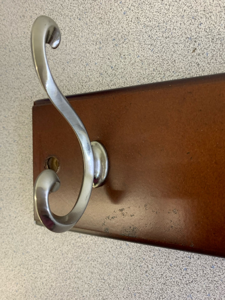 6 HOOK WALL HANGING WOOK COAT HOOK.