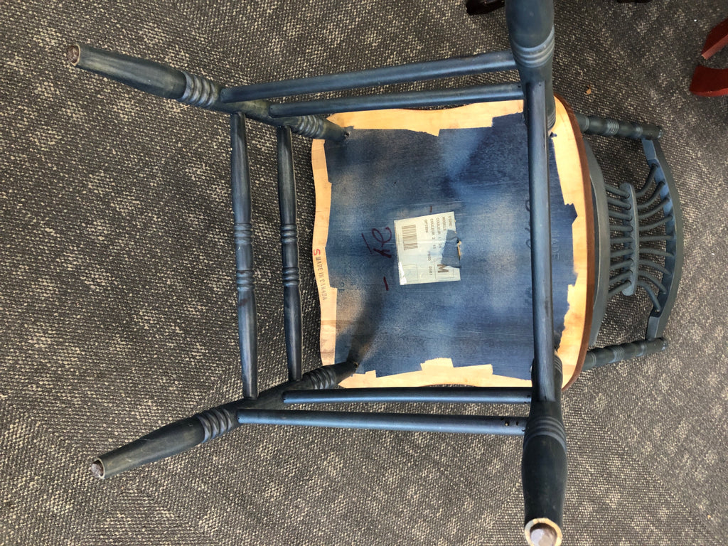 WOOD & SLATE BLUE TABLE W/8 CHAIRS & 2 LEAVES INSIDE.