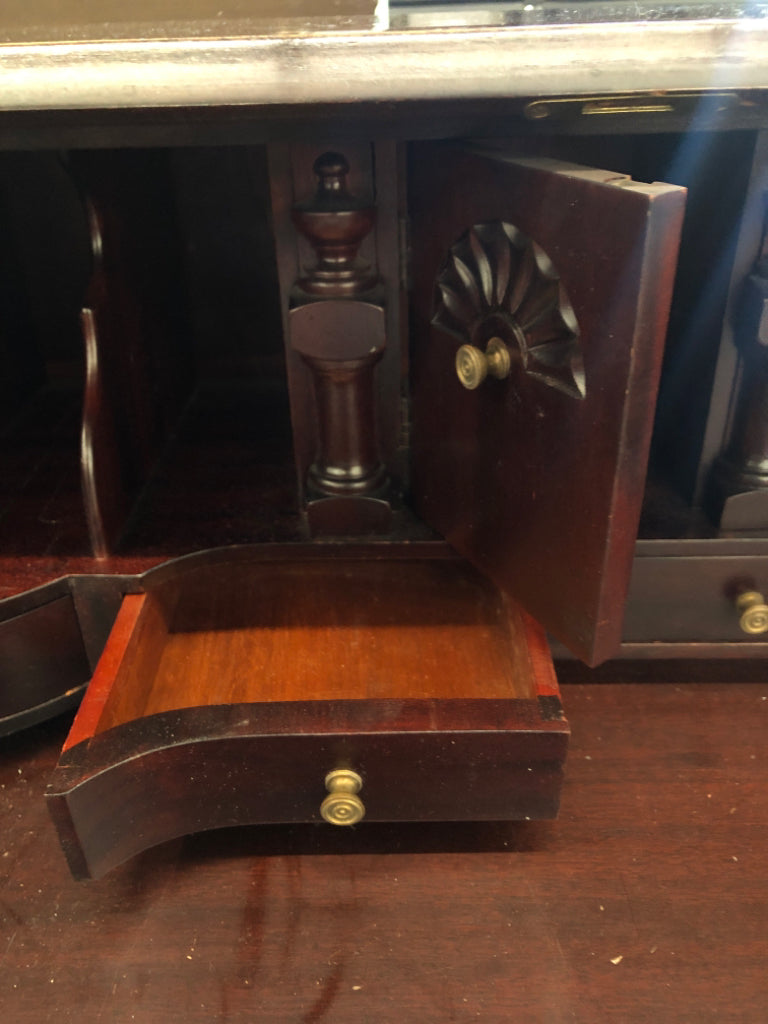 VTG DRK BROWN SLANT TOP DESK W/KEY.