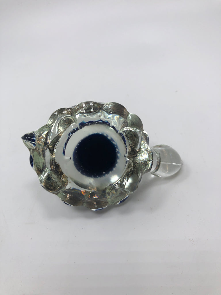 GLASS TURTLE W/BLUE CENTER.