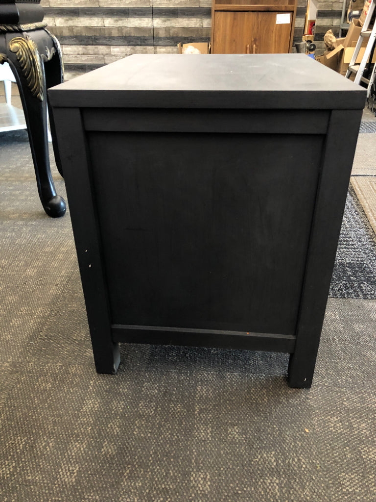 PAINTED GREY 2 TIER SIDE TABLE W/ DRAWER.
