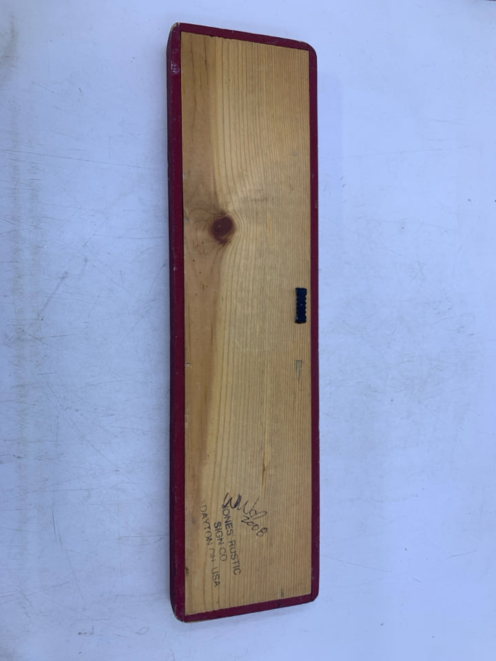 RED CRACKLE HOLYOKE WALL ART.