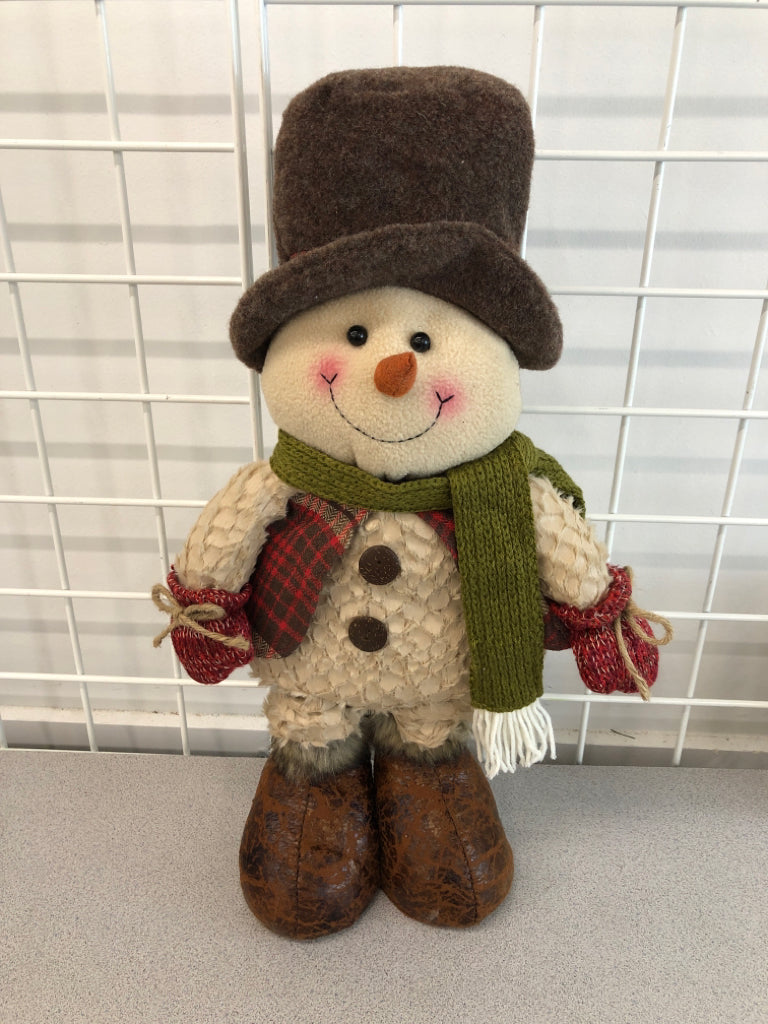 PRIMITIVE PLUSH STANDING SNOWMAN.