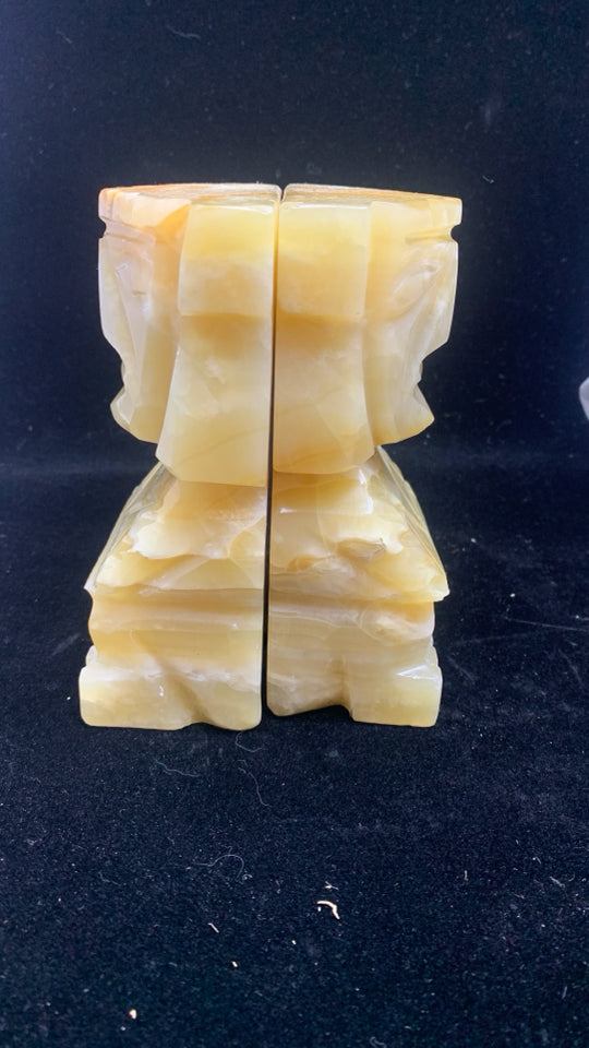 2 VTG ONYX TIKI BOOKENDS.