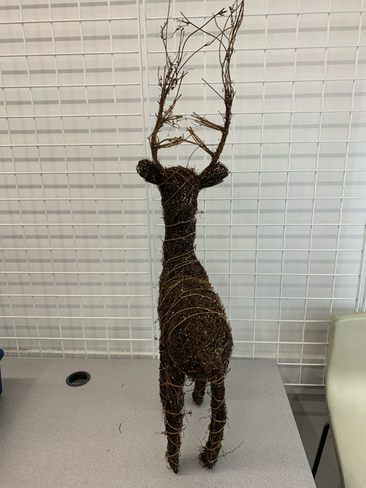 REINDEER TWIG STATUE.