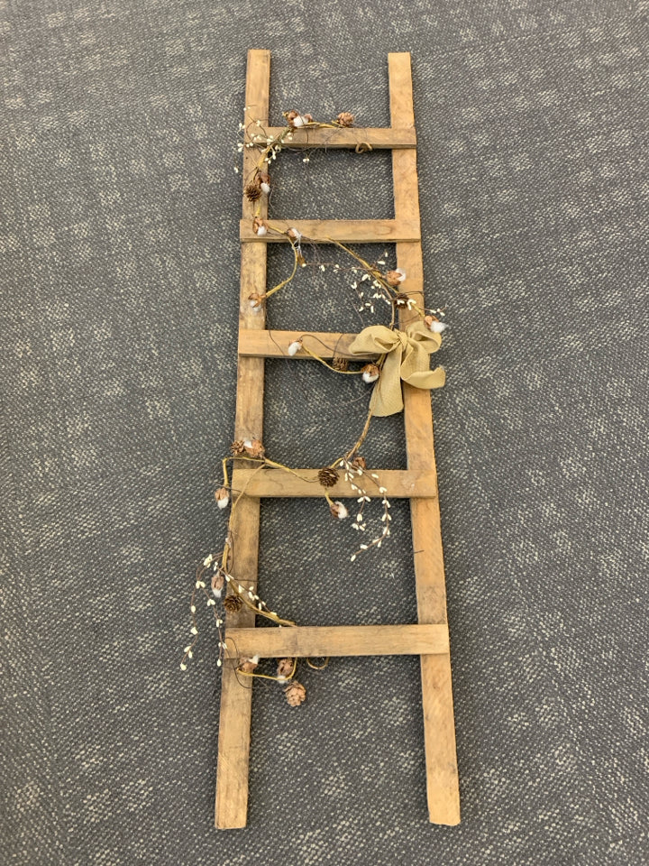 PRIMITIVE LADDER DECOR W/PIP BERRIES AND PINECONES.