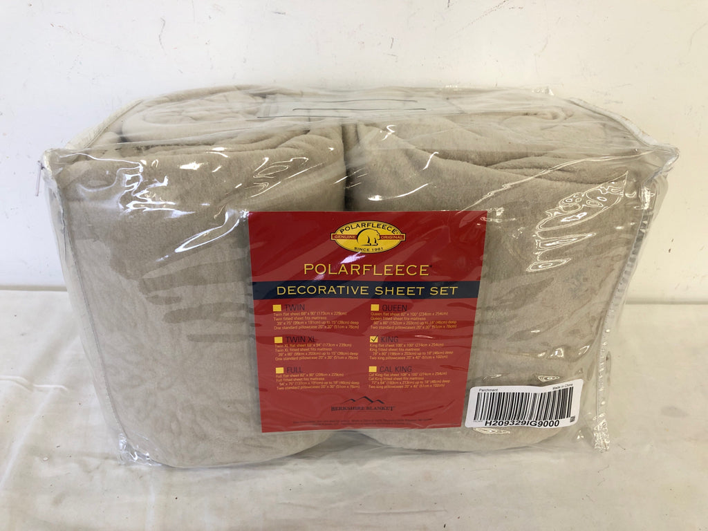 NIP POLAR FLEECE DECORATIVE SHEET SET TAN-KING.