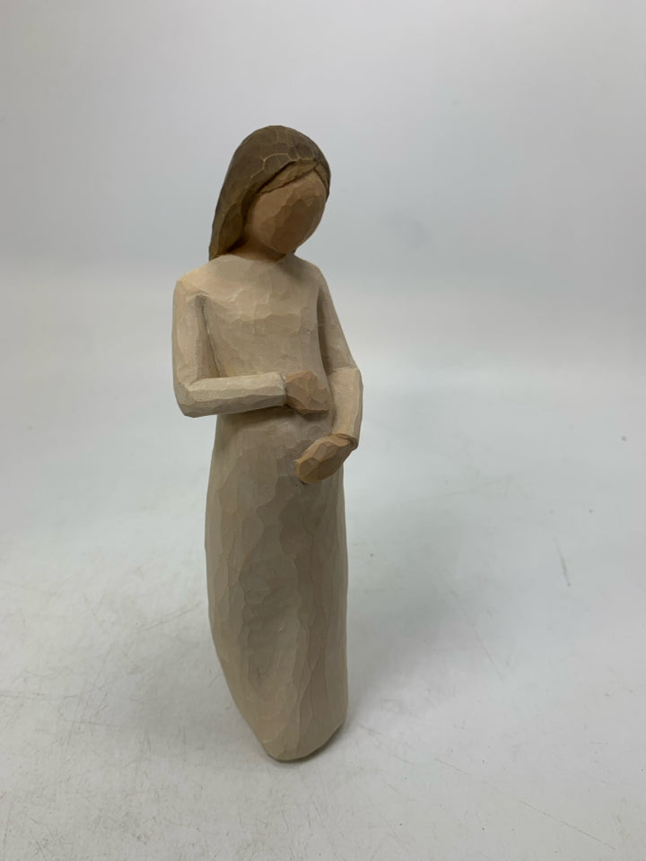 PREGNANT WOMAN "CHERISH".