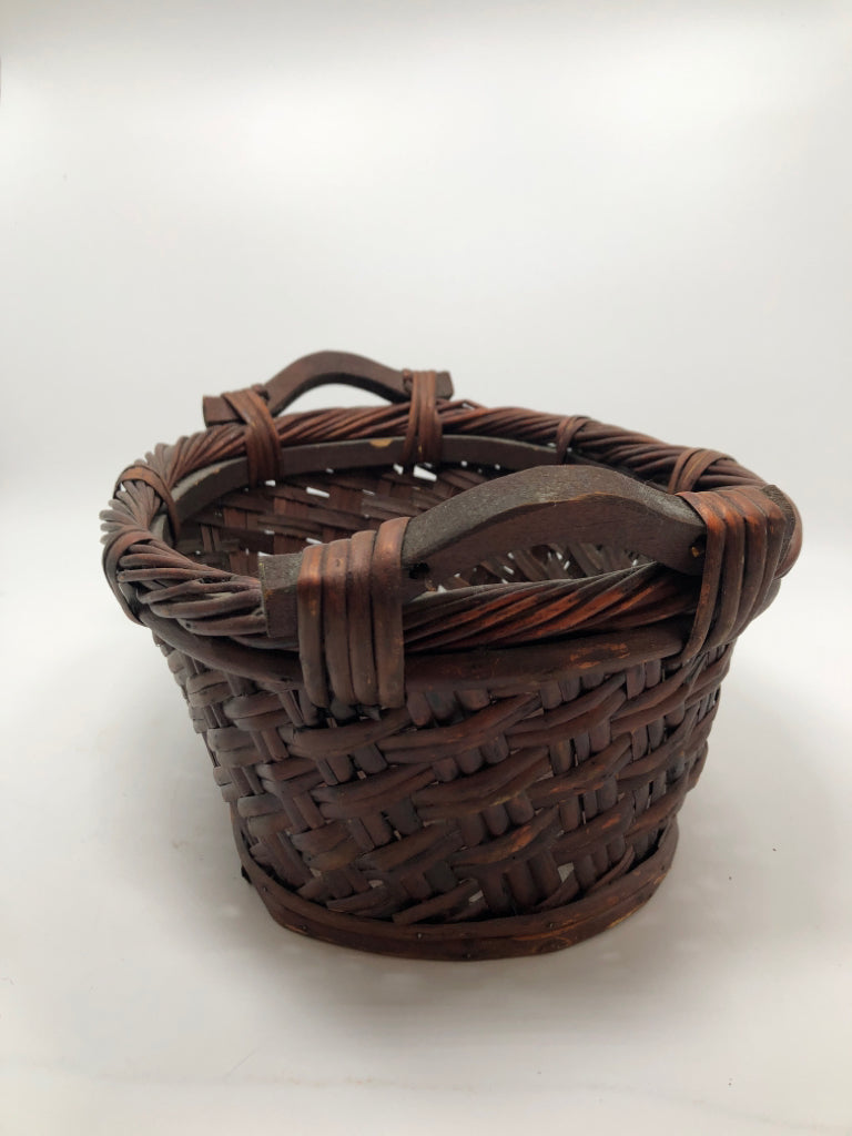 DARK CHERRY WOOD WOVEN BASKET W/WOOD HANDLES.