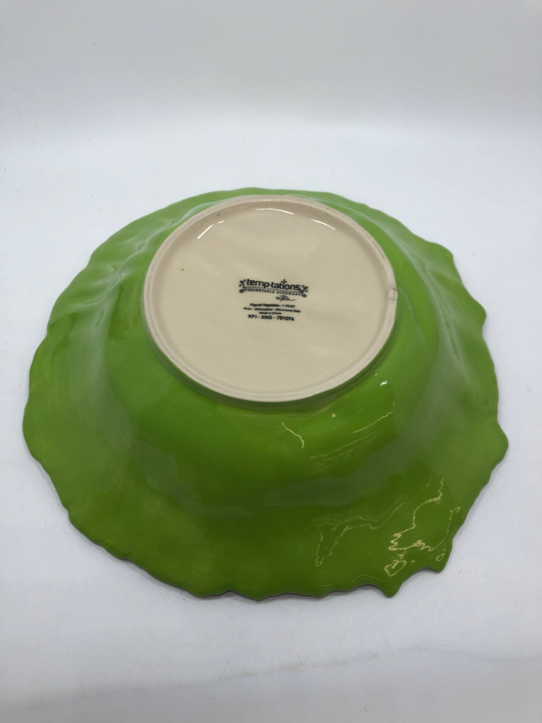 5PC TEXTURED SALAD SERVING SET.