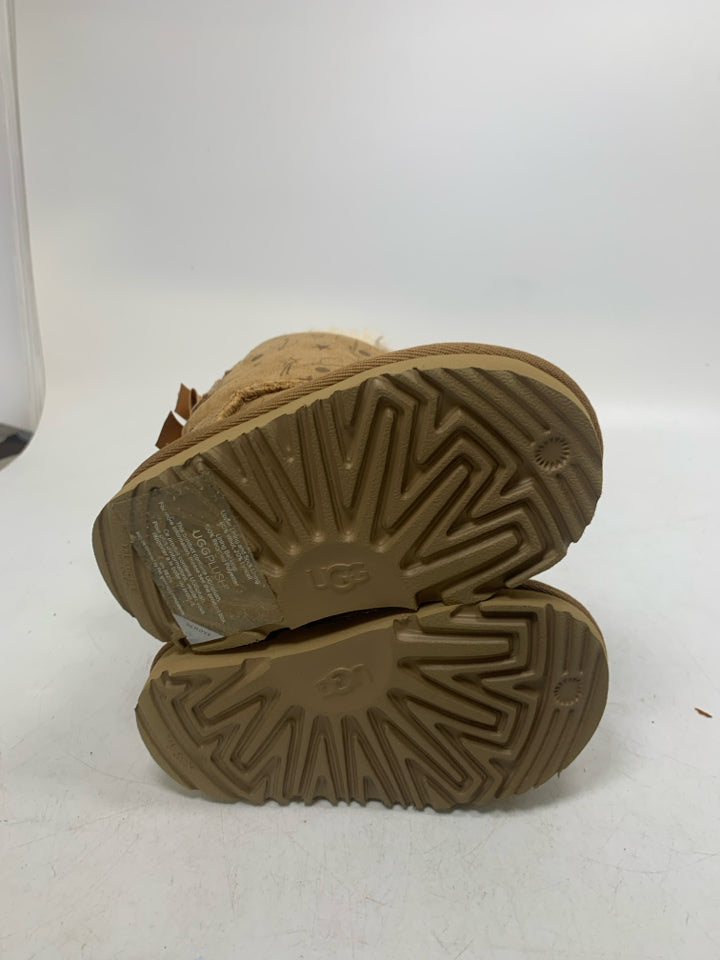 UGG Toddlers' Bailey Bow Planetary Boots- *Like New*