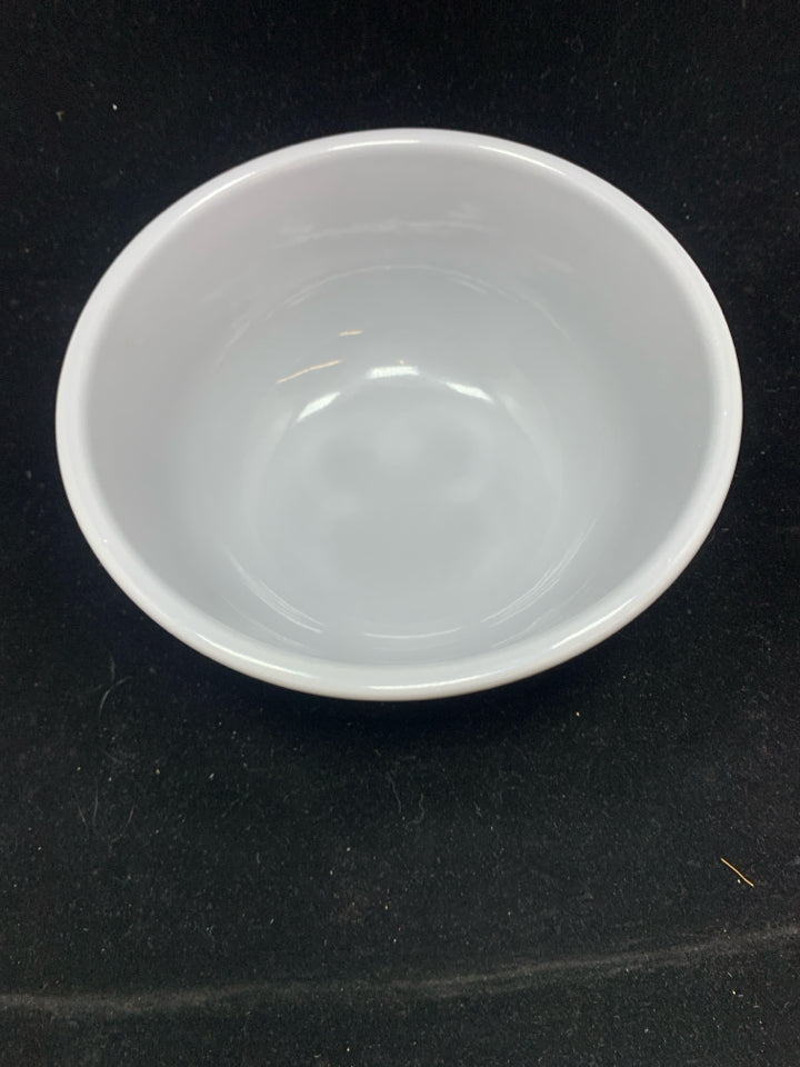 GRAY CERAMIC BOWL.