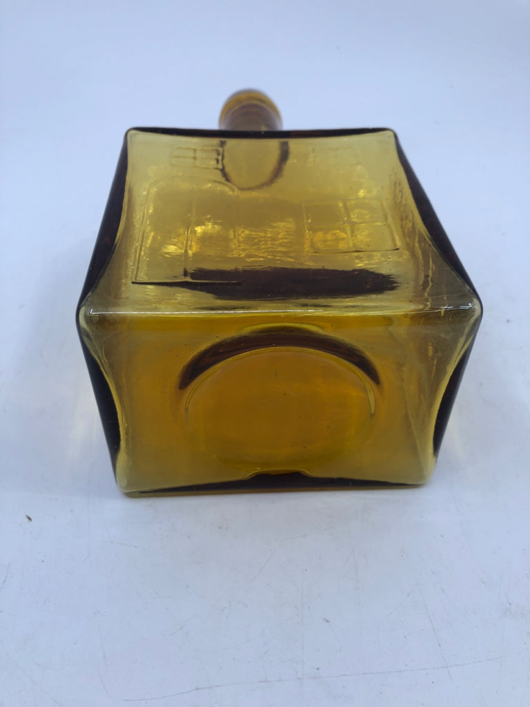 VTG OLD CABIN WHISKEY HOUSE SHAPED AMBER GLASS EMPTY DECANTER.