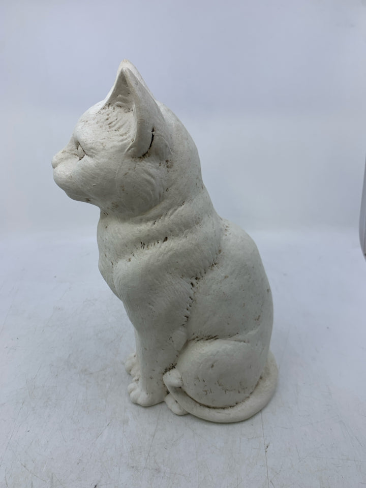 WHITE RUSTIC CAT GARDEN DECOR.