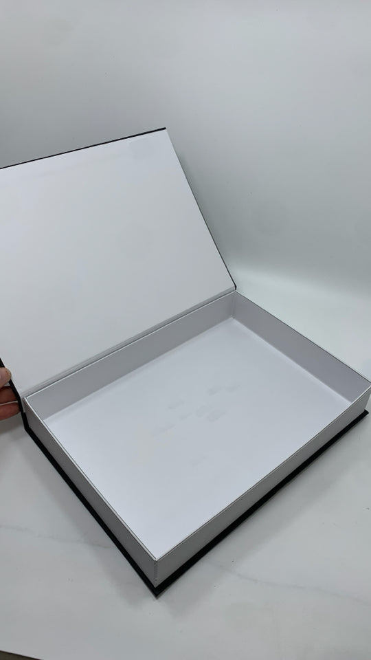 DA VINCI FAUX BOOK CARDBOARD STORAGE BOX.