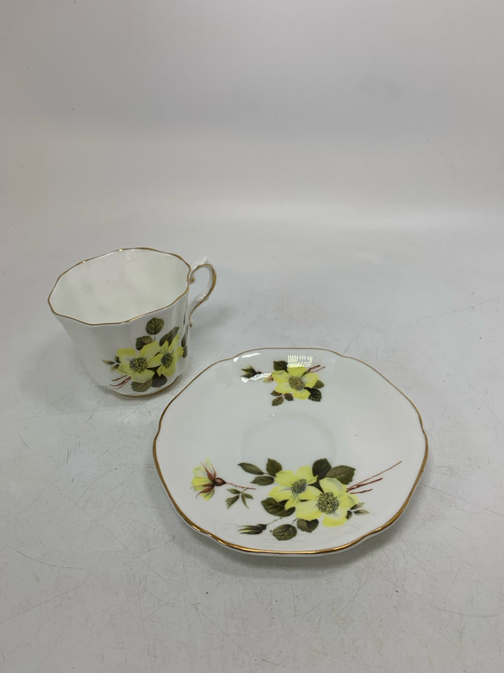 YELLOW FLOWERS TEA CUP.