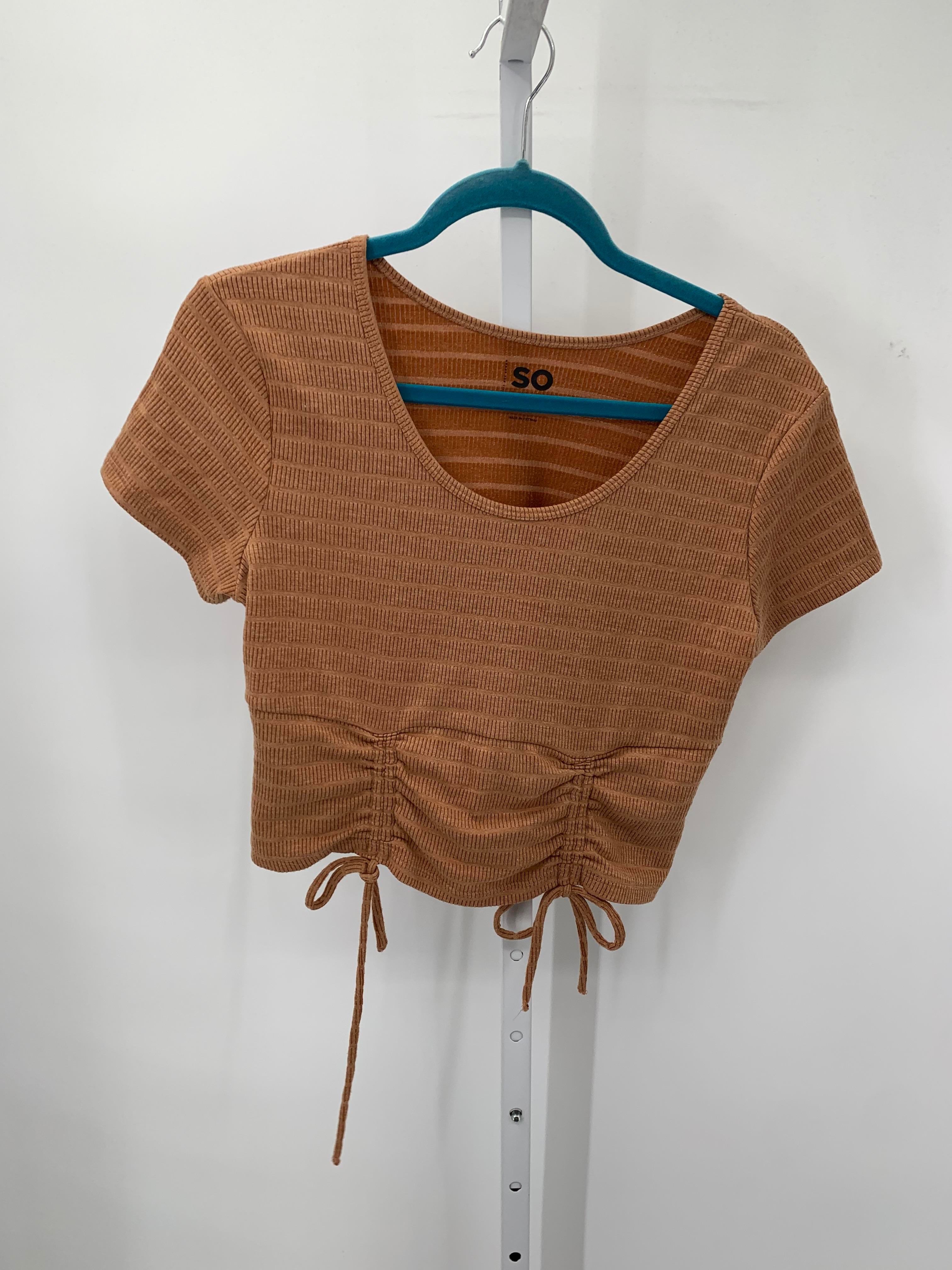 SO Size Large Juniors Short Sleeve Shirt