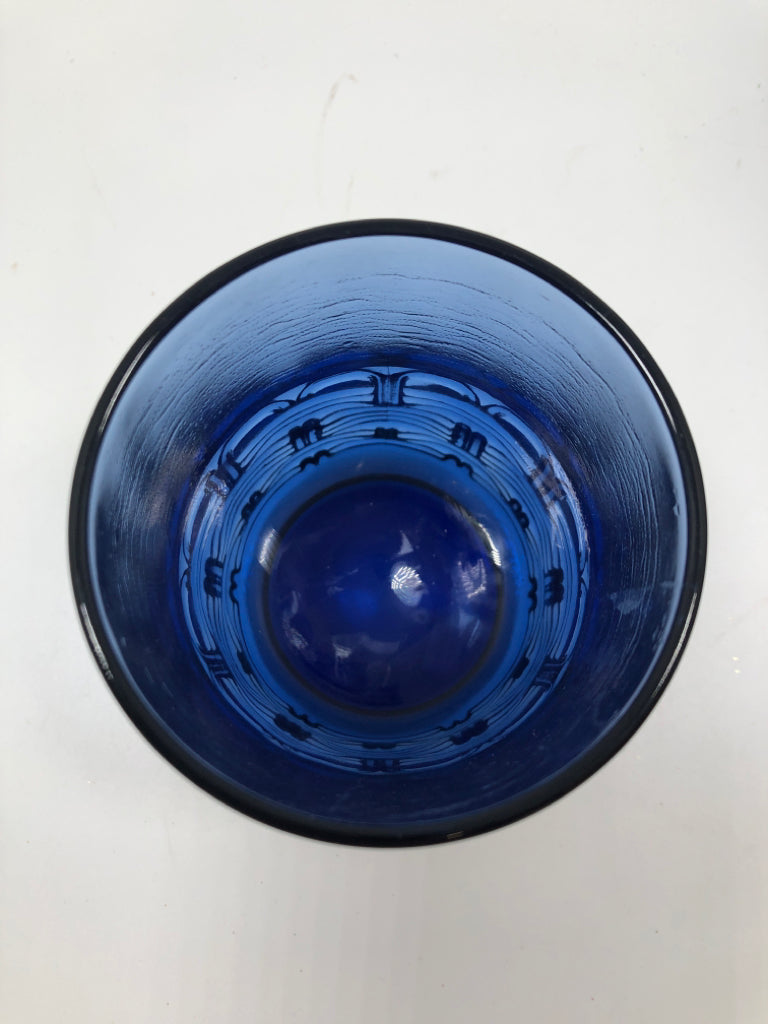 4 BRAIDED BLUE GLASS TUMBLERS.