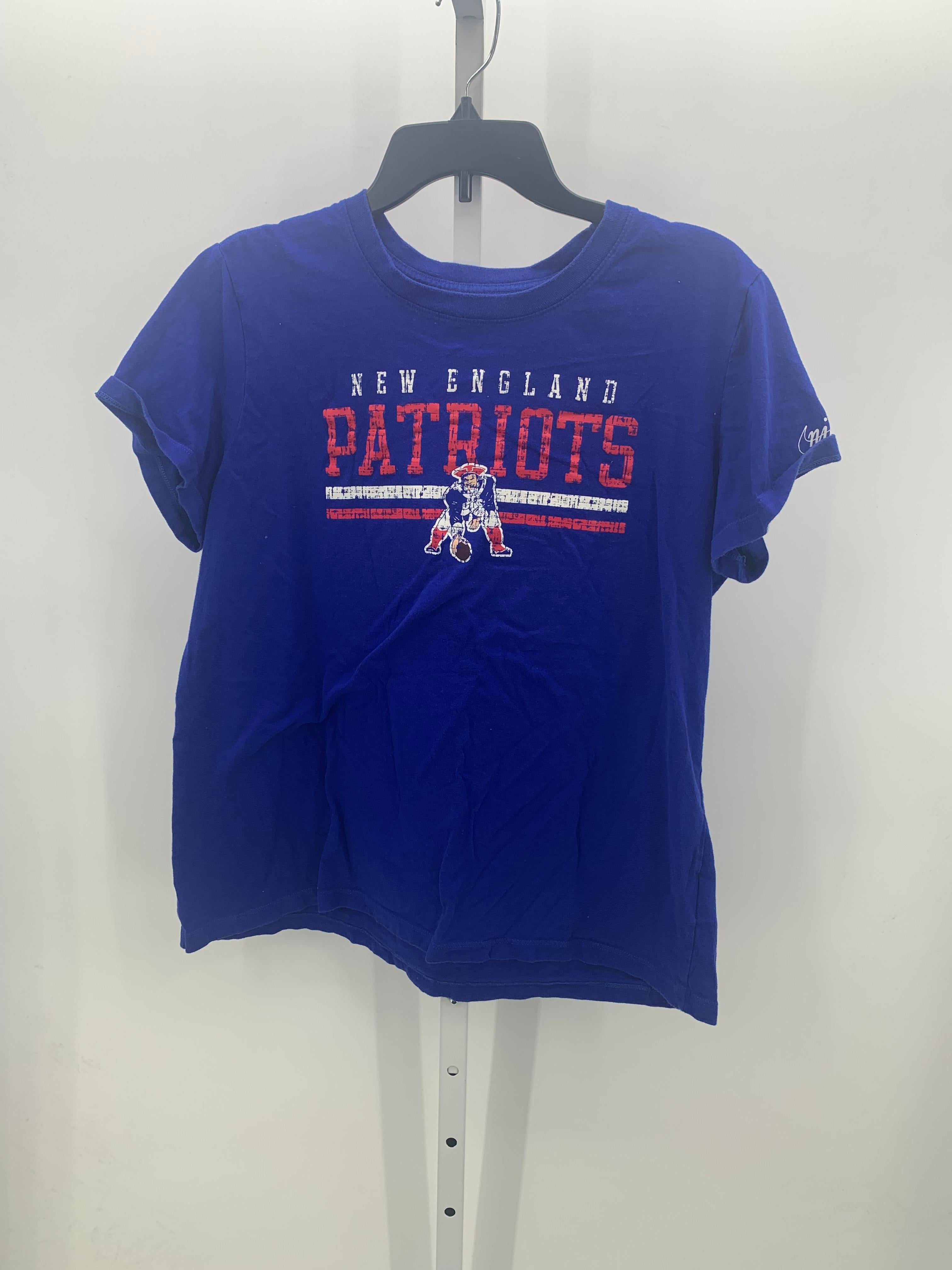 Nike Size Extra Large Misses Short Sleeve Shirt