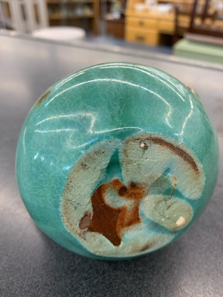 TEAL CERAMIC SUGAR DISH W/LID.