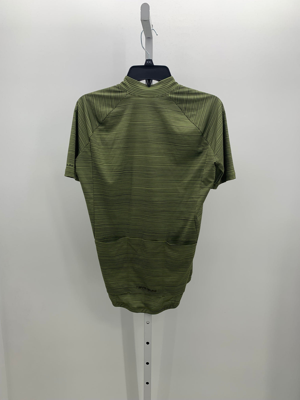Size Medium Misses Short Sleeve Shirt