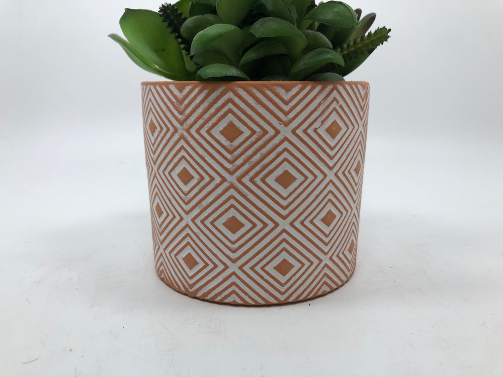 SUCCULENT & CACTUS WHITE/ORANGE GEOMETRIC POT.