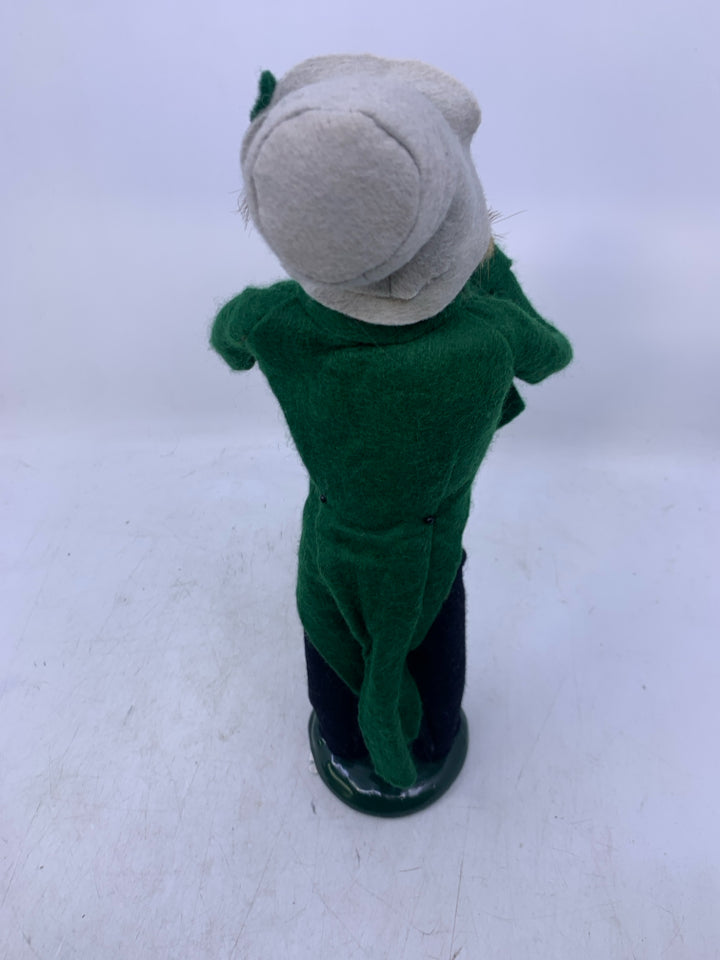 MAN CAROLER W/ GREEN COAT MUSIC NOTES LACE BOW TIE 1987 BYERS' CHOICE.