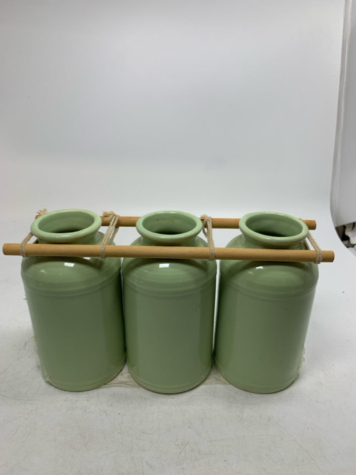 3 VASES W/ WOOD CONNECTOR.